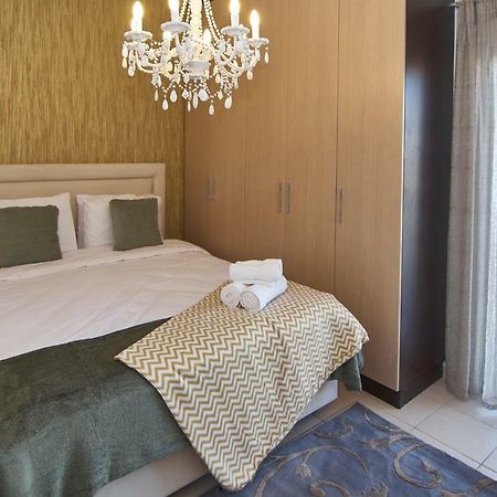 Just Athens Apt 130Sqm One Step From Metro Exterior photo
